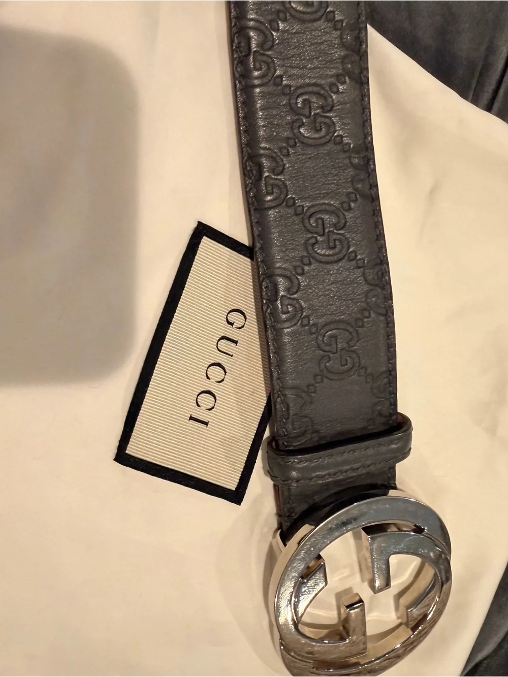 Authentic Gucci Men’s Black Leather Belt with Silver Interlocking GG Buckle